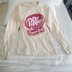 Dr. Pepper logo cream long sleeve T-shirt